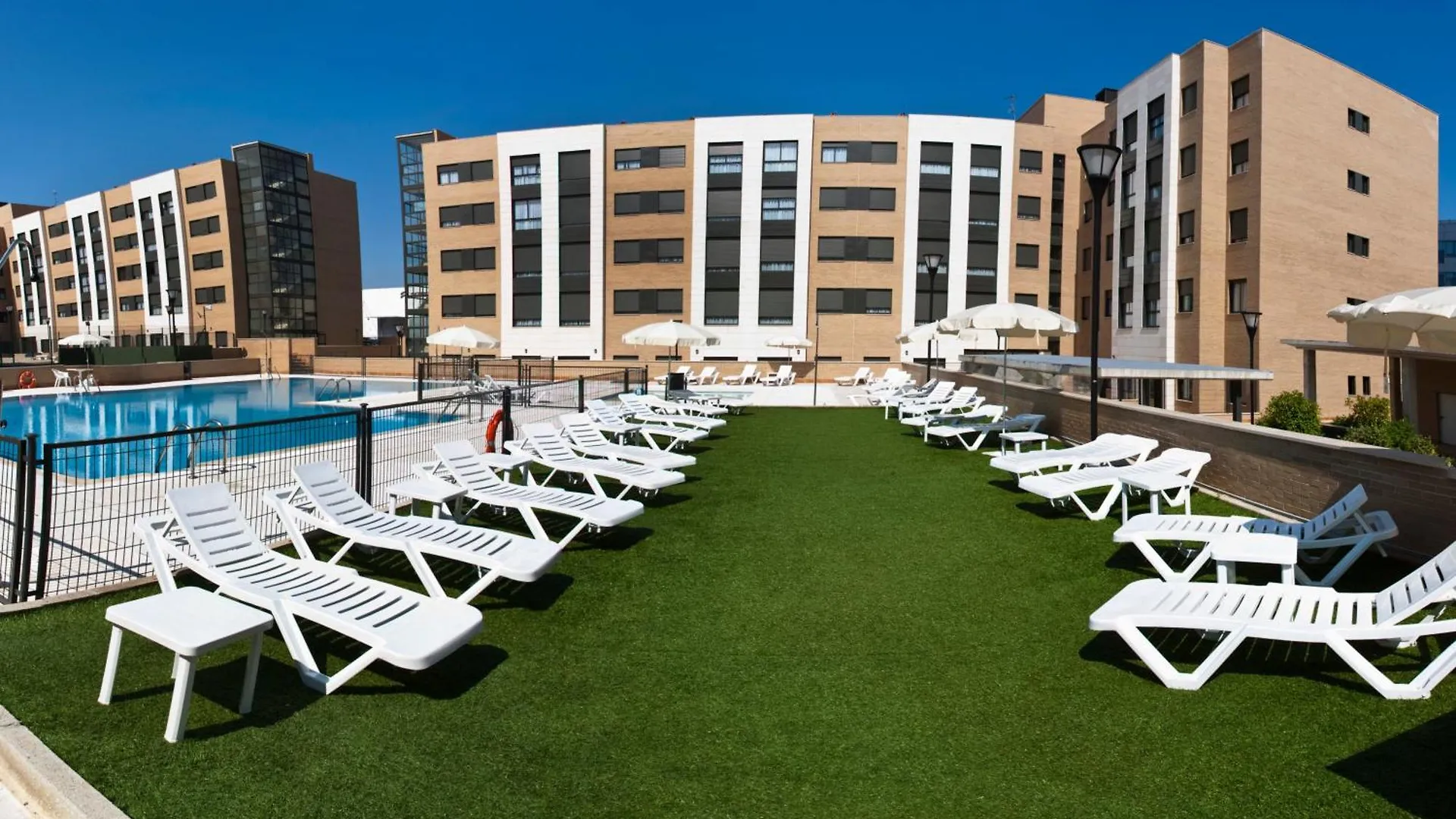 Compostela Suites Мадрид