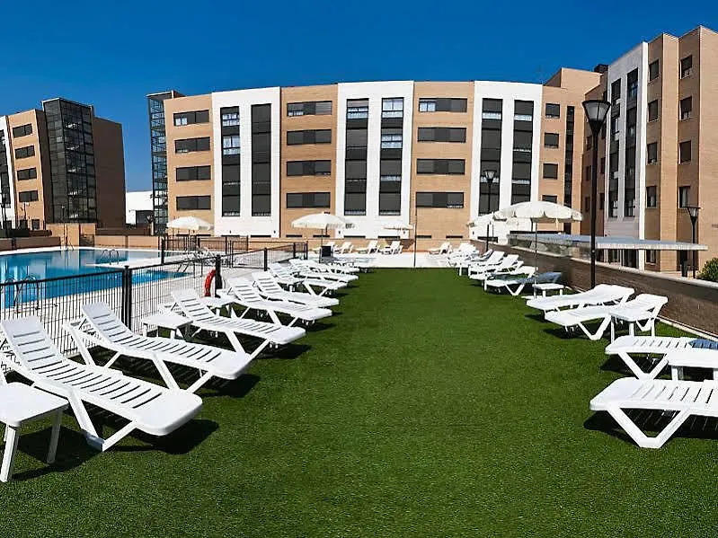 Апарт-отель Compostela Suites Мадрид